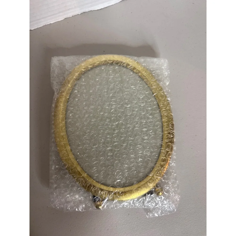 Vintage Oval Gold Brass Tone Metal Picture Frame 5x7 Tabletop Wall Hanging Korea